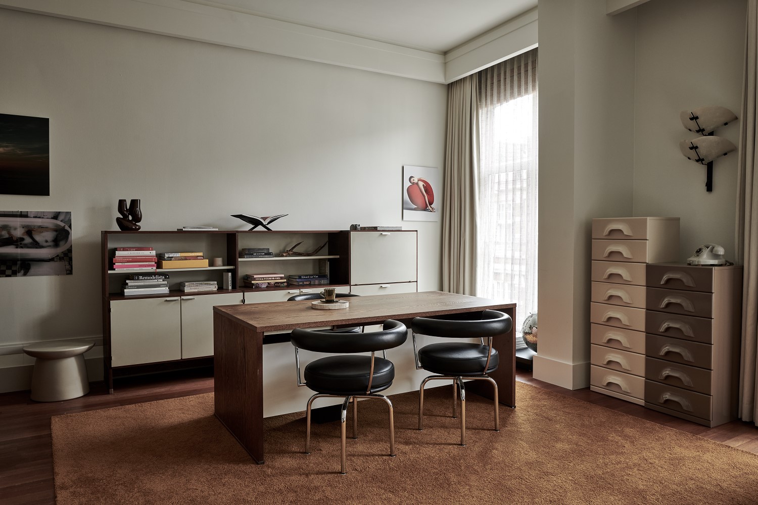 Office and desk set-up in the Valerie Creative Agency Suite at De L’Europe Amsterdam, combining functionality