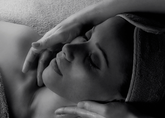 De L'Europe Amsterdam - Biologique Recherche - Behandeling